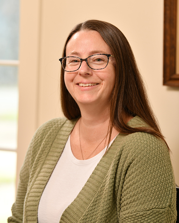 Liz Gwinn headshot